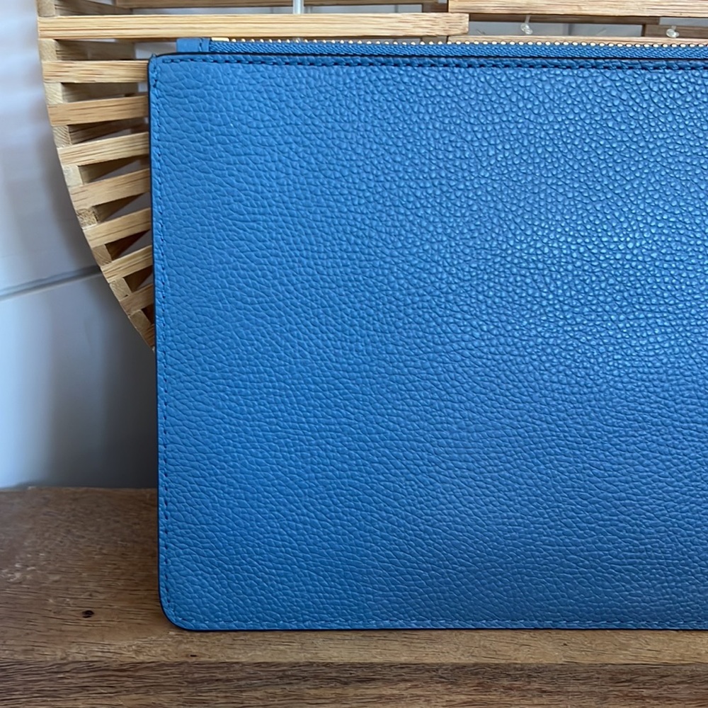 Michael Kors Jet Set Travel Clutch - Picture 10 of 17